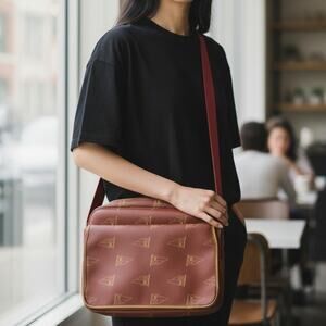 Louis Vuitton America's Cup Calvi Messenger Bag Vintage Rare '94 Rust Red Unisex